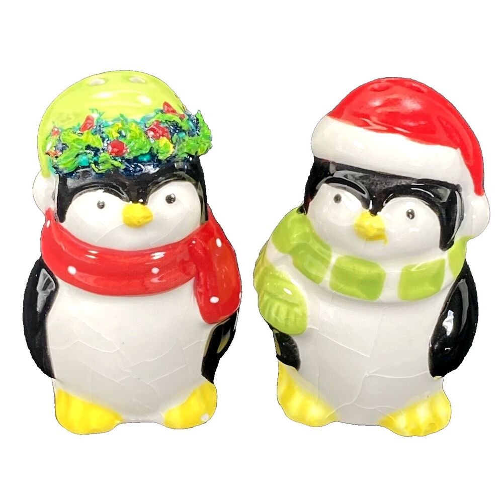 Penguins Salt and Pepper Shakers Ceramic 3 inch Winter Hats Cabincore Christmas